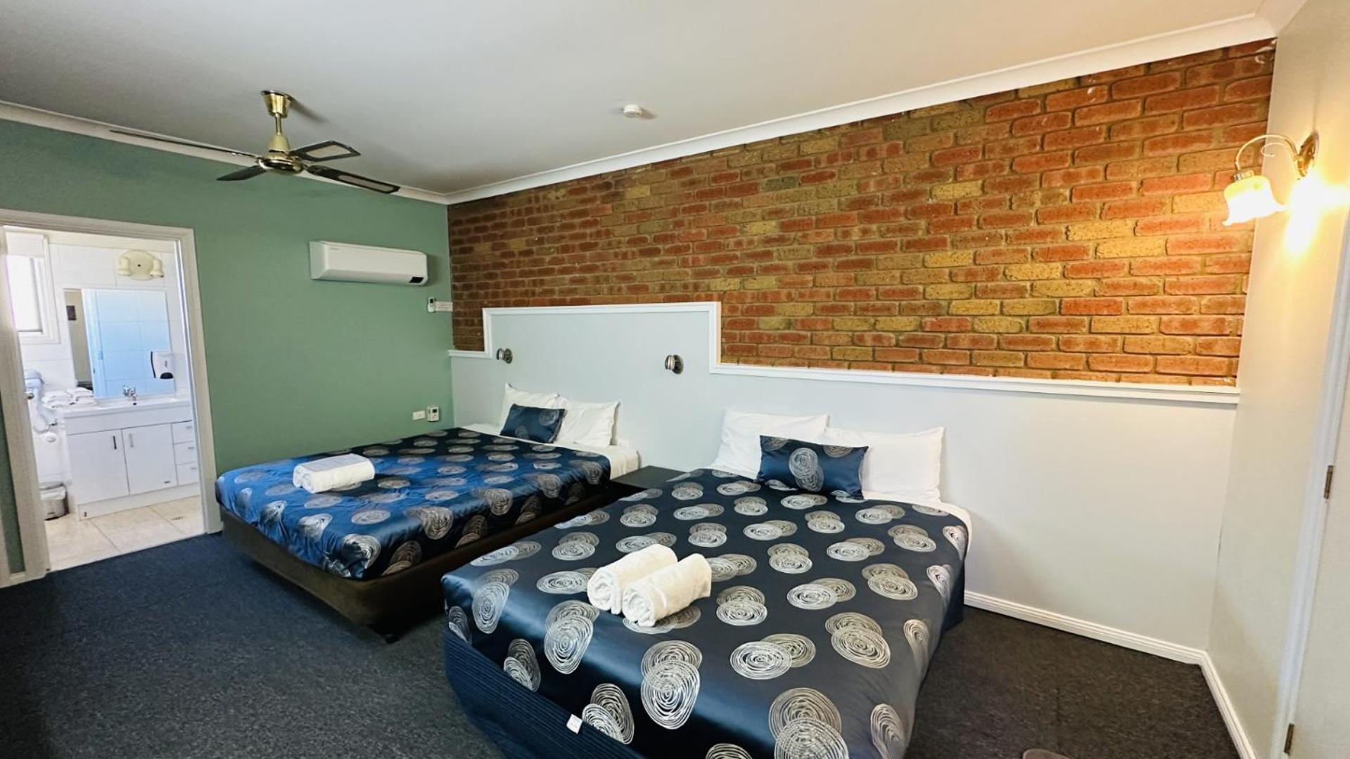 Early Australian Motor Inn Mildura Exterior photo